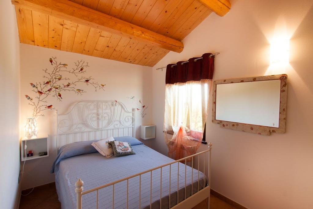 Casa Vacanze Angelica Ostra Vetere Екстер'єр фото