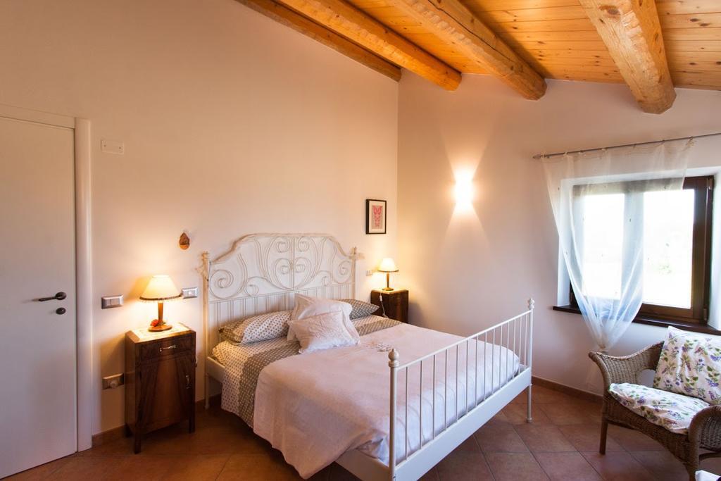 Casa Vacanze Angelica Ostra Vetere Екстер'єр фото
