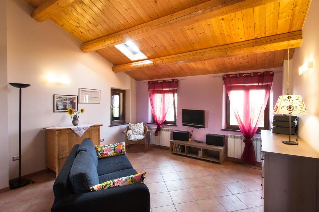 Casa Vacanze Angelica Ostra Vetere Екстер'єр фото